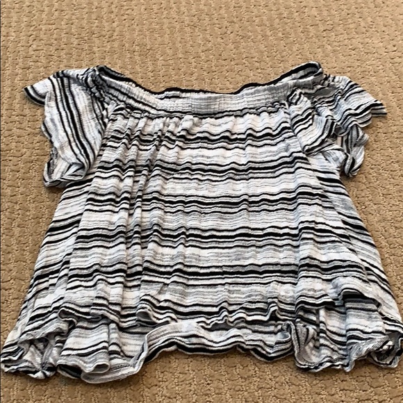 Off the shoulder top with horizontal stripes - Picture 1 of 1